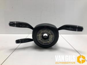 Gebruikte Licht + Raw Schakelaar Mercedes C Estate (S205) C-180 BlueTEC, C-180 d 1.6 16V Prijs € 250,00 Margeregeling aangeboden door Van Gils Automotive