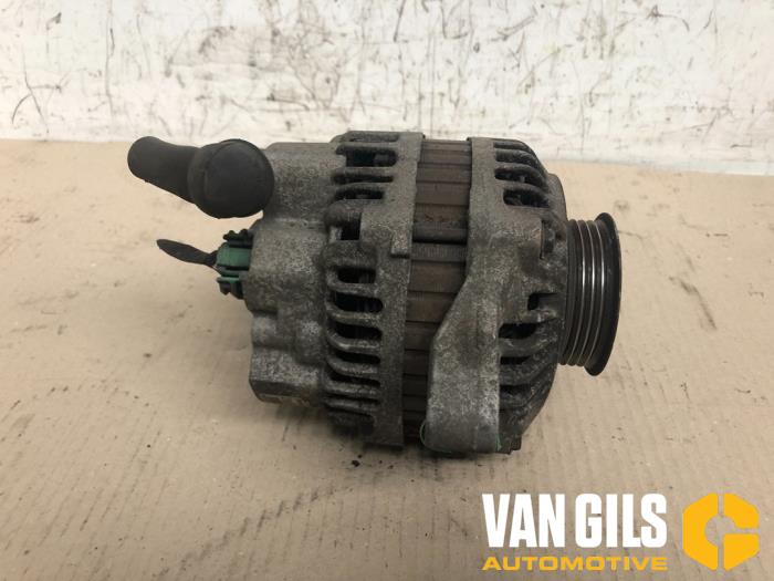 Dynamo van een Honda Civic Coupé (EJ6/7/8) 1.6i LS 16V 2000