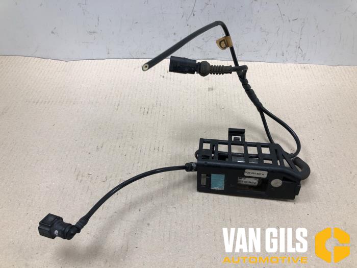 Gebruikte Tank element Pomp Volkswagen Golf VII (AUA) 2.0 GTI 16V Performance Package Prijs € 100,00 Margeregeling aangeboden door Van Gils Automotive