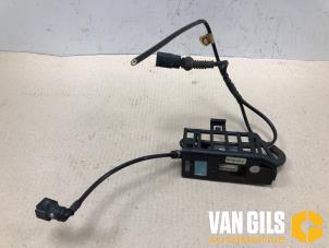 Gebruikte Brandstofpomp Elektrisch Volkswagen Golf VII (AUA) 2.0 GTI 16V Performance Package Prijs op aanvraag aangeboden door Van Gils Automotive