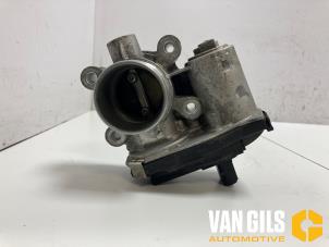 Gebruikte Gasklephuis Opel Corsa E 1.0 SIDI Turbo 12V Prijs € 65,00 Margeregeling aangeboden door Van Gils Automotive