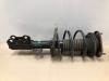 Toyota Auris (E15) 1.8 16V HSD Full Hybrid Mac Phersonpoot rechts-voor