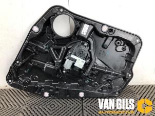 Gebruikte Raammechaniek 4Deurs links-achter BMW iX3 80 kWh Prijs € 49,95 Margeregeling aangeboden door Van Gils Automotive