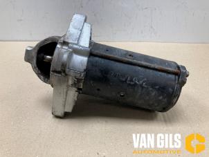 Gebruikte Startmotor Renault Trafic New (FL) 2.0 dCi 16V 90 Prijs op aanvraag aangeboden door Van Gils Automotive
