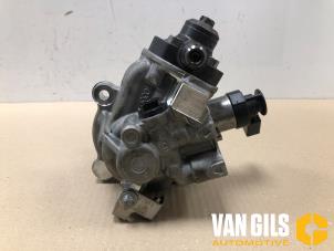 Gebruikte Hogedrukpomp Mercedes B (W247) Prijs € 249,99 Margeregeling aangeboden door Van Gils Automotive