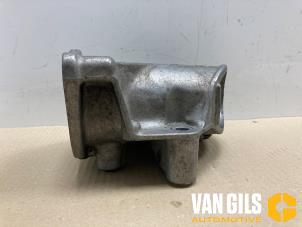 Gebruikte Motorrubber Mercedes B (W247) Prijs op aanvraag aangeboden door Van Gils Automotive