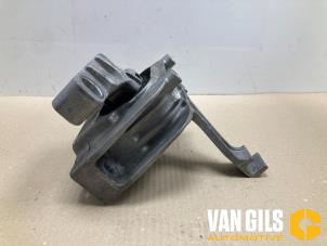 Gebruikte Motorrubber Audi Q3 (F3B) 1.5 35 TFSI 16V Prijs € 40,00 Margeregeling aangeboden door Van Gils Automotive