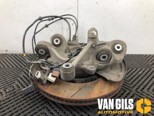 Gebruikte Fusee links-achter Mercedes E-Klasse AMG (W213) 4.0 E-63 S AMG V8 Turbo 4-Matic+ Prijs € 325,00 Margeregeling aangeboden door Van Gils Automotive