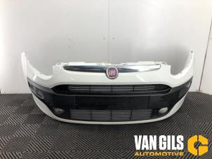 Gebruikte Bumper voor Fiat Punto Evo (199) 1.3 JTD Multijet 85 16V Euro 5 Prijs € 100,00 Margeregeling aangeboden door Van Gils Automotive