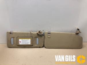 Gebruikte Zonneklep set Opel Mokka/Mokka X 1.6 16V EcoFlex 4x2 Prijs € 40,00 Margeregeling aangeboden door Van Gils Automotive