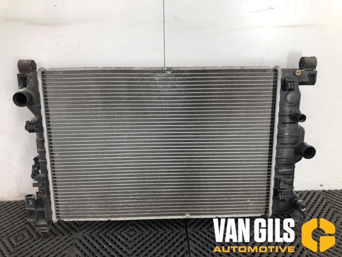 Gebruikte Radiateur Opel Mokka/Mokka X 1.6 16V EcoFlex 4x2 Prijs € 74,99 Margeregeling aangeboden door Van Gils Automotive