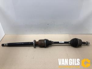 Gebruikte Aandrijfas rechts-voor Opel Mokka/Mokka X 1.6 16V EcoFlex 4x2 Prijs € 100,00 Margeregeling aangeboden door Van Gils Automotive