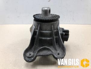 Gebruikte Motorrubber Mercedes C-Klasse AMG (W205) C-63 S,Edition 1 AMG 4.0 V8 Biturbo Prijs € 300,00 Margeregeling aangeboden door Van Gils Automotive