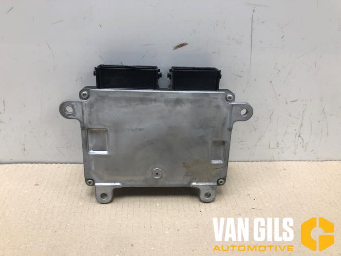Computer Motormanagement van een Mitsubishi Outlander (GF/GG) 2.0 16V PHEV 4x4 2016
