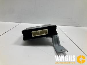 Gebruikte Modele EPB Mitsubishi Outlander (GF/GG) 2.0 16V PHEV 4x4 Prijs € 40,00 Margeregeling aangeboden door Van Gils Automotive