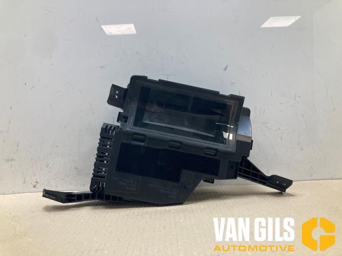 Head-up display van een Toyota Prius (ZVW5) 1.8 16V Hybrid 2019