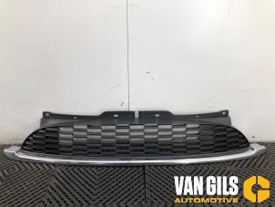 Gebruikte Grille Mini Mini (R56) 1.4 16V One Prijs op aanvraag aangeboden door Van Gils Automotive