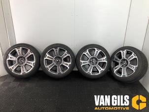 Gebruikte Sportvelgenset + winterbanden Mini Countryman (F60) 1.5 12V Cooper Prijs € 1.499,99 Margeregeling aangeboden door Van Gils Automotive