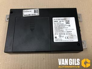 Gebruikte Telefoon Module Mini Countryman (F60) 1.5 12V Cooper Prijs op aanvraag aangeboden door Van Gils Automotive