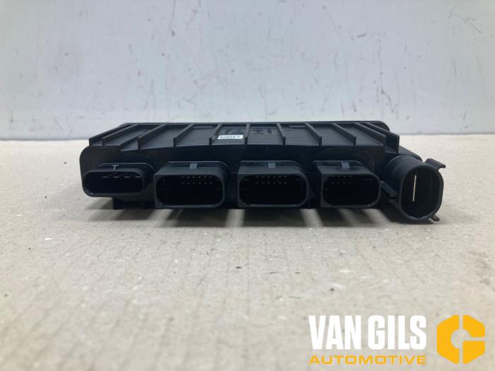 Gebruikte Computer Diversen Mini Countryman (F60) 1.5 12V Cooper Prijs € 29,95 Margeregeling aangeboden door Van Gils Automotive