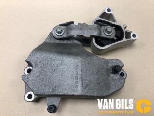 Gebruikte Motorrubber Mercedes B (W246) 1.6 B-180 BlueEFFICIENCY Turbo 16V Prijs € 49,99 Margeregeling aangeboden door Van Gils Automotive