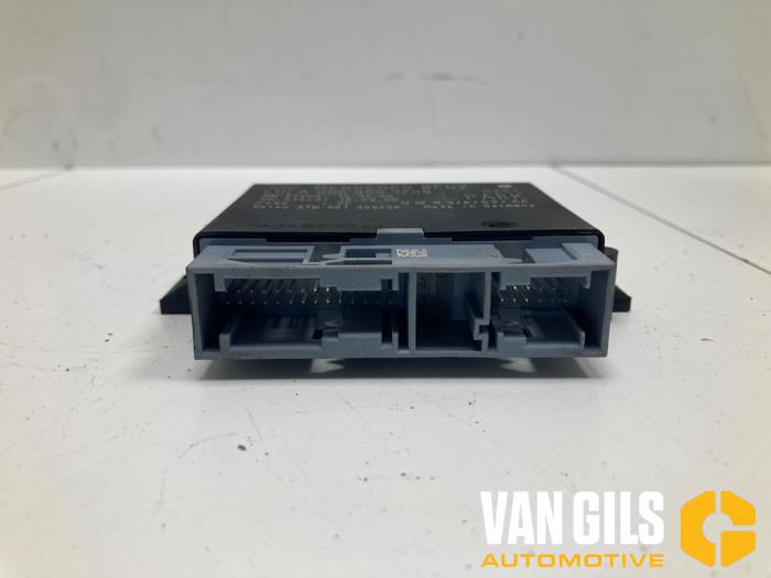 Gebruikte Parkeerhulp computer Mercedes B (W246/W242) 1.6 B-180 BlueEFFICIENCY Turbo 16V Prijs € 49,99 Margeregeling aangeboden door Van Gils Automotive