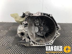 Gebruikte Versnellingsbak Peugeot 2008 (CU) 1.2 12V e-THP PureTech 110 Prijs € 325,00 Margeregeling aangeboden door Van Gils Automotive