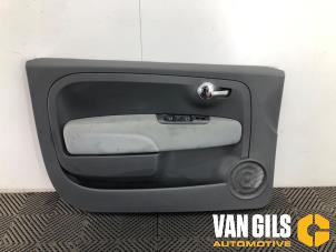 Gebruikte Deurbekleding 2Deurs links Fiat 500 (312) 0.9 TwinAir 80 Prijs € 60,00 Margeregeling aangeboden door Van Gils Automotive