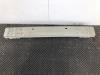 Bumperbalk achter van een Toyota Auris (E15) 1.8 16V HSD Full Hybrid 2012