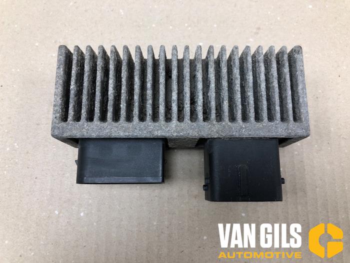 Gebruikte Koeling Module Renault Trafic (1FL/2FL/3FL/4FL) 1.6 dCi 90 Prijs op aanvraag aangeboden door Van Gils Automotive