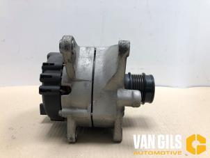 Gebruikte Alternator Mercedes E (C238) E-200 2.0 Turbo 16V Prijs € 299,99 Margeregeling aangeboden door Van Gils Automotive