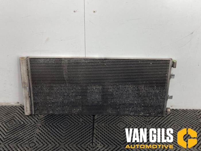 Gebruikte Airco Condensor Renault Master III (MA/MB/MC/MD/MH/MF/MG/MH) 2.3 dCi 150 16V Prijs € 200,00 Margeregeling aangeboden door Van Gils Automotive