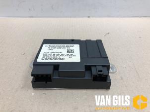 Gebruikte Brandstofpomp module Mercedes E (C238) E-200 2.0 Turbo 16V Prijs € 39,99 Margeregeling aangeboden door Van Gils Automotive