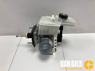 Gebruikte ABS Pomp BMW iX3 80 kWh Prijs € 295,00 Margeregeling aangeboden door Van Gils Automotive