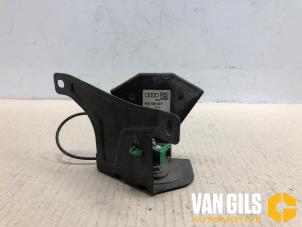 Gebruikte GPS Antenne Audi S3 Sportback (8VA/8VF) 2.0 T FSI 16V Prijs € 29,99 Margeregeling aangeboden door Van Gils Automotive