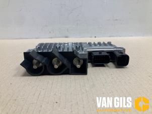 Gebruikte Start/Stop computer Peugeot Expert (V1/VA/VB/VE/VF/VT/VY) 2.0 Blue HDi 145 16V Prijs € 150,00 Margeregeling aangeboden door Van Gils Automotive