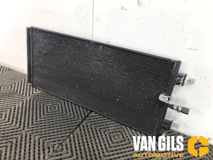 Airco Condensor van een Audi RS 6 Avant (C7) 4.0 V8 TFSI Performance 32V 2016