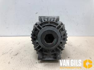 Gebruikte Dynamo Dacia Logan MCV (KS) 1.6 Prijs op aanvraag aangeboden door Van Gils Automotive