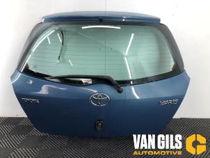 Gebruikte Achterklep Toyota Yaris II (P9) 1.3 16V VVT-i Prijs € 150,00 Margeregeling aangeboden door Van Gils Automotive