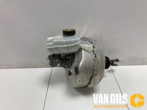 Gebruikte Rembooster Mercedes E (C238) E-200 2.0 Turbo 16V Prijs op aanvraag aangeboden door Van Gils Automotive