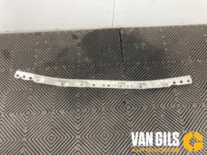 Gebruikte Frontpaneel BMW 5 serie (G30) 520i 2.0 TwinPower Turbo 16V Prijs € 50,00 Margeregeling aangeboden door Van Gils Automotive