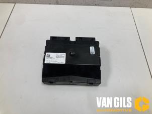 Gebruikte Computer Kachel BMW 5 serie (G30) 520i 2.0 TwinPower Turbo 16V Prijs € 50,00 Margeregeling aangeboden door Van Gils Automotive
