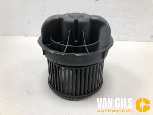 Gebruikte Aanjager Peugeot 107 1.0 12V Prijs € 39,99 Margeregeling aangeboden door Van Gils Automotive