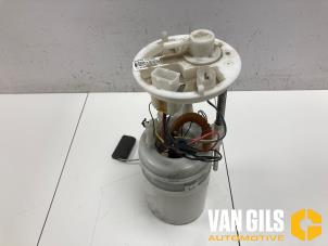 Gebruikte Tank element Pomp BMW X5 (F15) xDrive 40e 2.0 Prijs op aanvraag aangeboden door Van Gils Automotive