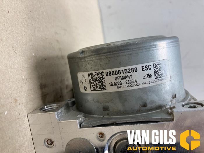 ABS Pomp van een Opel Mokka 1.2 Turbo Hybrid 12V 2025