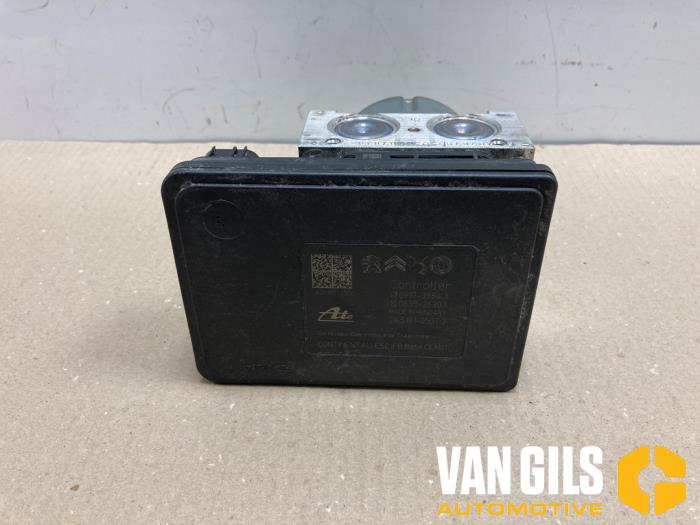 ABS Pomp van een Opel Mokka 1.2 Turbo Hybrid 12V 2025