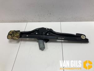 Gebruikte Ruitmechaniek 4Deurs links-achter BMW X5 (F15) xDrive 40e 2.0 Prijs op aanvraag aangeboden door Van Gils Automotive