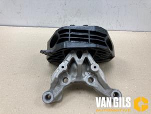 Gebruikte Motorrubber Opel Mokka 1.2 Turbo Hybrid 12V Prijs € 59,99 Margeregeling aangeboden door Van Gils Automotive