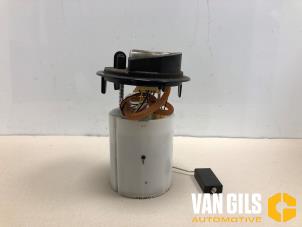 Gebruikte Tank element Pomp Citroen C3 Aircross I (2C/2R) 1.2 e-THP PureTech 110 Prijs € 75,00 Margeregeling aangeboden door Van Gils Automotive