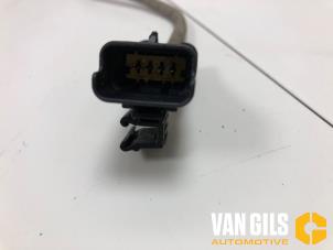 Lambda Sonde van een Peugeot 2008 (CU) 1.2 12V e-THP PureTech 110 2017